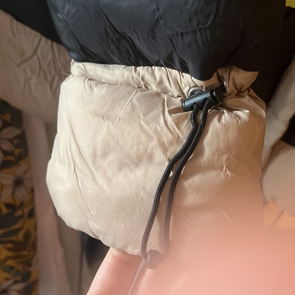 Pretty little thing puffer super soft size 12 oversized - Picture 4 of 10